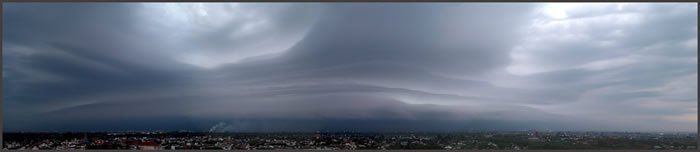 Así Venia La Noche Esta Mañana Rafael Ketelhohnrafaelk(arroba)arnet.com.arhttp://www.redesdelsur.com/sanjuan/rayo/ Asi llegaba la tormenta hoy Lunes a las 8:00 de la mañana.A partir de alli se puso todo negro:Ver tamaño grandeSaludosRafaelk