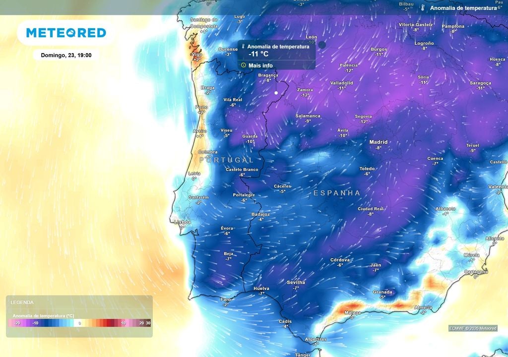 O arrefecimento poderá intensificar-se no domingo, com anomalias muito negativas no interior Norte. No Nordeste Transmontano, os desvios poderão aproximar-se de -11 ºC em relação ao normal para a hora representada no mapa (19h).