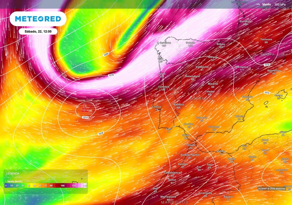 A ondulação da corrente de jato deverá favorecer a descida de ar mais frio em altitude a oeste da Península Ibérica, contribuindo para uma atmosfera mais instável sobre Portugal.