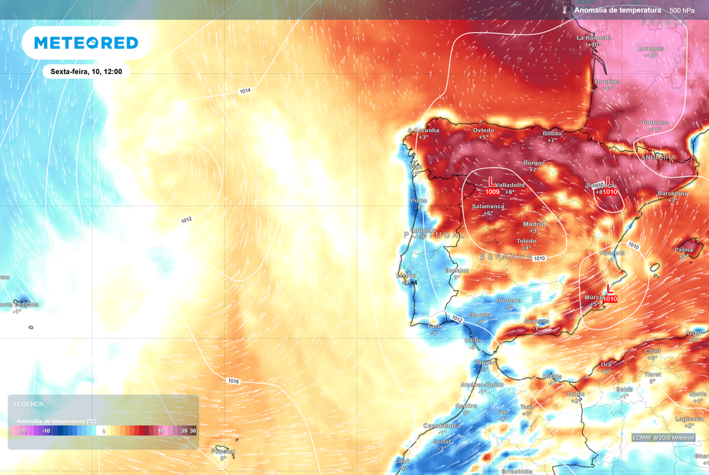 A aproximadamente 5500 metros de altitude é percetível a existência de ar mais fresco sobre grande parte da geografia continental já nesta sexta-feira, 10 de julho, detetando-se igualmente a progressão do litoral para o interior da massa de ar vinda do Atlântico.