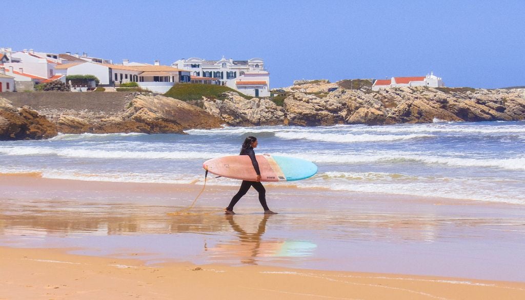 Praias do Oeste O calor está de regresso e estas quatro praias podem ser a melhor escapadinha. Foto: Pexels