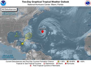 Atlántico activo: El extraordinario huracán Epsilon y baja caribeña