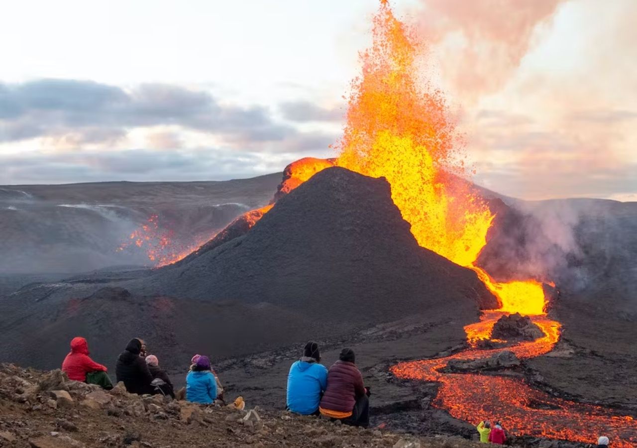 De qué manera el aumento global de temperatura puede favorecer más terremotos y erupciones volcánicas?