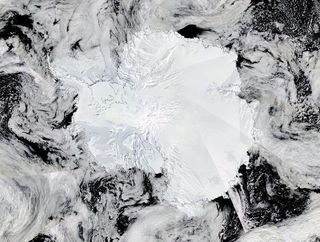 Los científicos analizan el aumento de la duración e intensidad de las olas de calor marinas en el océano Austral