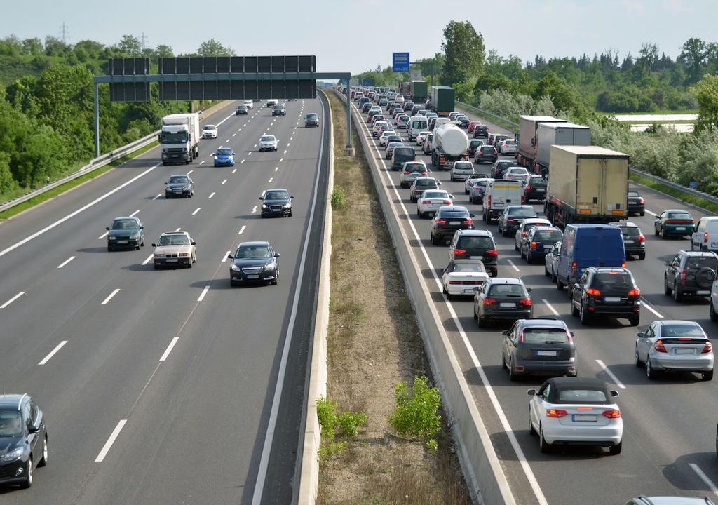 Autobahn, Verkehrsstau, Mehrspurig, Deutschland