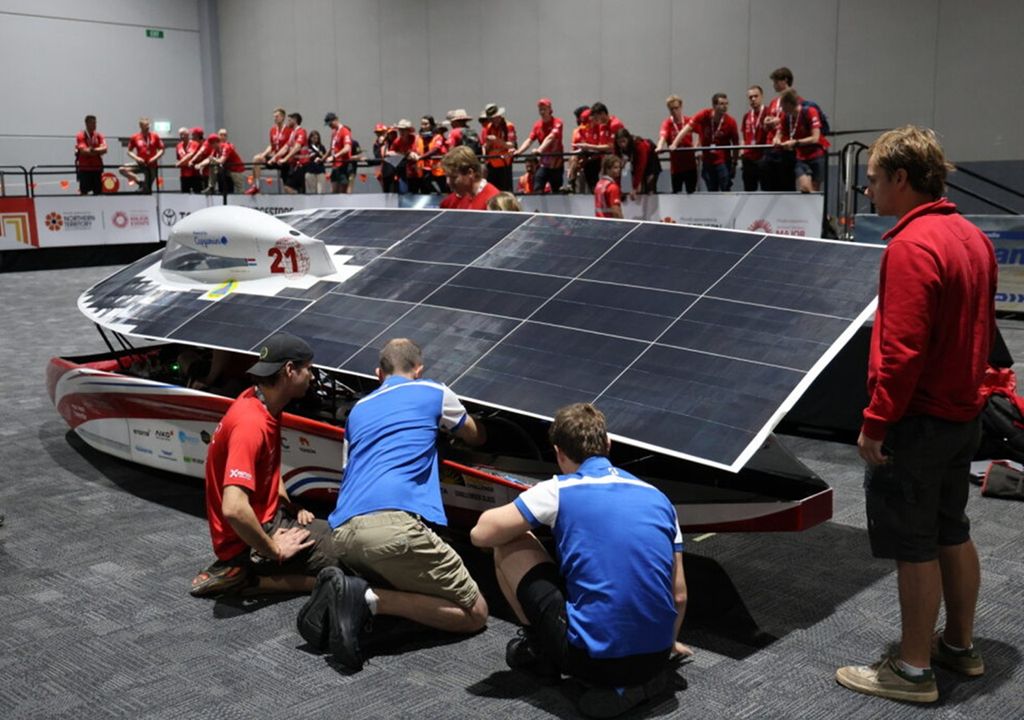 Bridgestone World Solar Challenge descarbonización movilidad sostenible