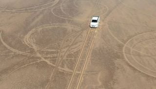 Avanz&oacute; 1,5 kil&oacute;metros en una zona restringida en la Pampa del Leoncito: el da&ntilde;o que tardar&aacute; 100 a&ntilde;os en recuperarse