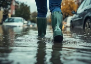 Aviso rojo en Andalucía: mañana un frente estacionario con tormentas podría dejar inundaciones. Aquí las horas críticas