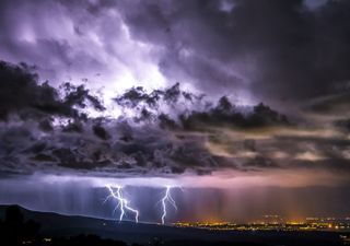 Avisos de la DMC por abundantes lluvias y tormentas eléctricas: estas 4 regiones del sur de Chile son las más afectadas