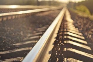 ¿Cuánto contamina un tren de alta velocidad como AVLO?