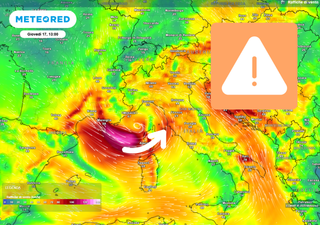 Avviso meteo: tra domani e giovedì ciclone sull'Italia, attenzione ai più di 200 mm previsti ed al vento molto forte