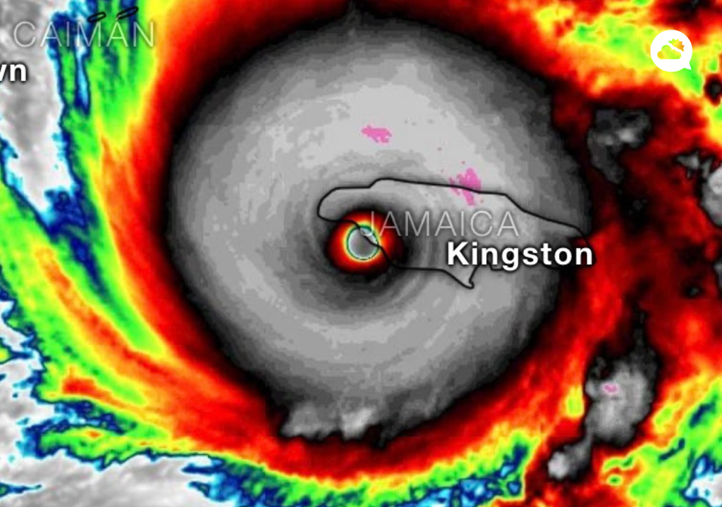 Melissa tocó tierra en el suroeste de Jamaica siendo uno de los ciclones más fuertes que han impactado directamente la región del Caribe en las últimas décadas