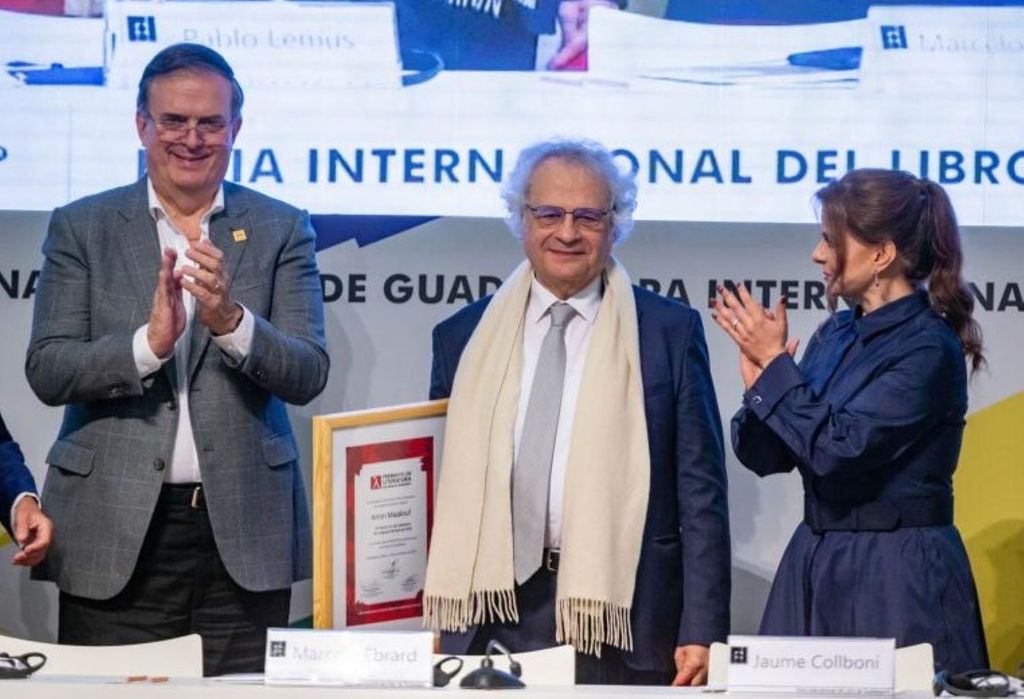 Amin Maalouf recibe Premio FIL de Literatura en Lenguas Romances 2025. Cortesía Prensa UdG. Amin Maalouf recibe Premio FIL de Literatura en Lenguas Romances 2025. Cortesía Prensa UdG.