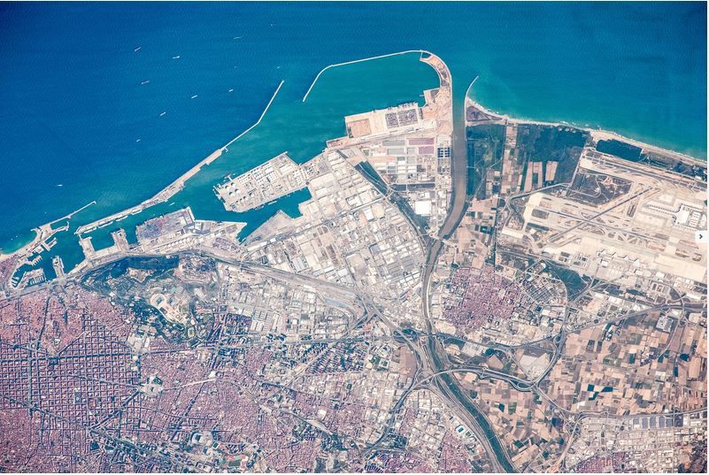 Barcelona Desde La Iss