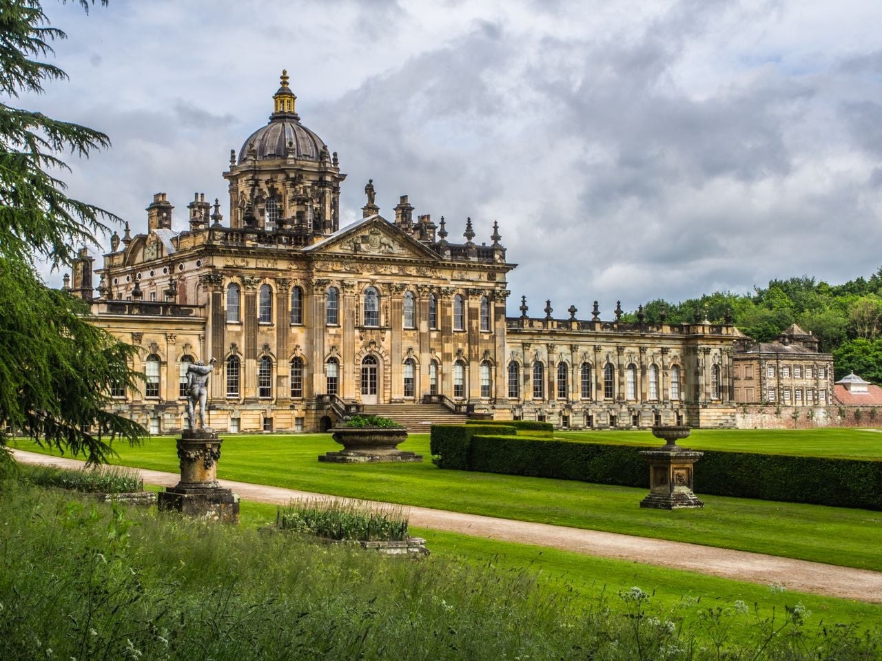 Barock-Star: Das bei York gelegene Schloss ist berühmt für seine Architektur und seine Gärten. Foto: Adobe Stock