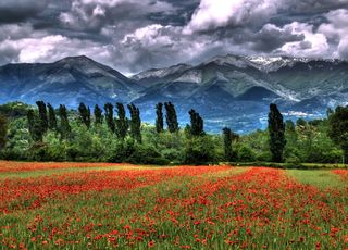 Bel tempo sull'Italia, ma per il 1° maggio arrivano i temporali