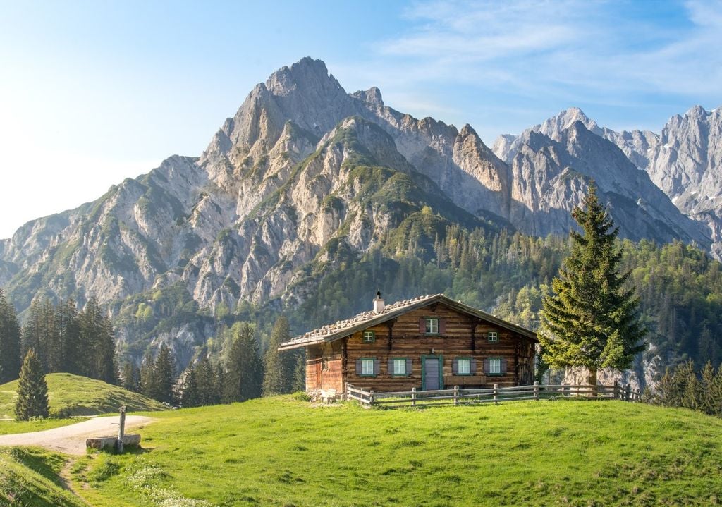 Berghütten gibt es in den Alpen in verschiedenen Kategorien