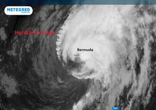 Bermuda está en la zona cero de paso del huracán Ernesto, después se dirigirá hacia Europa Occidental