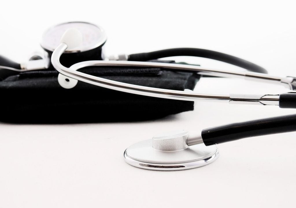 Ärzte und Ärztinnen zeichnen sich oft durch eine hohe Gewissenhaftigkeit und emotionale Stabilität aus. Ärzte und Ärztinnen zeichnen sich oft durch eine hohe Gewissenhaftigkeit und emotionale Stabilität aus.