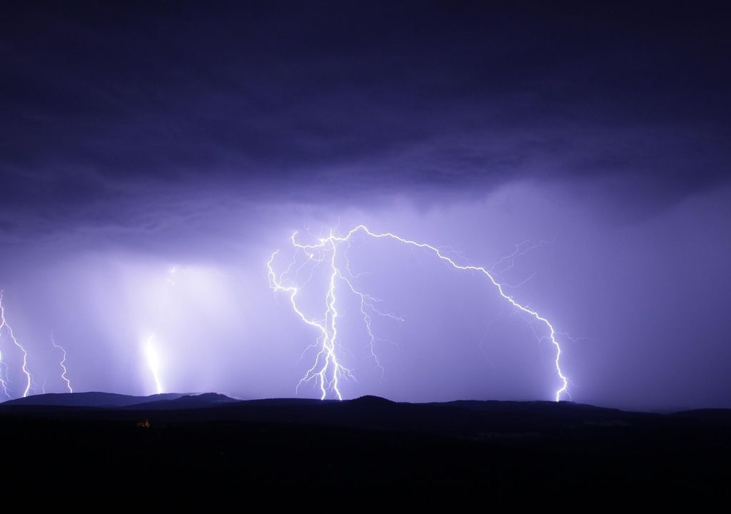 In Gewitterwolken kollidieren Eiskristalle miteinander, wodurch es zu elektrischen Ladungen kommt. Bild: Claudia Hinz/Pixabay