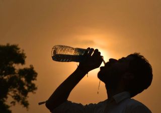 Bloqueo atmosférico con lluvias abundantes y elevadas temperaturas