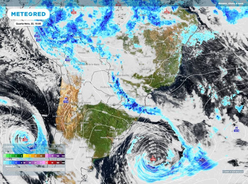Previsão de precipitação (em mm) e nebulosidade para quarta-feira (22) à tarde (15h), segundo o modelo europeu ECMWF. Frente fria associada a ciclone provoca instabilidades na Região Sul do Brasil e no sul do Mato Grosso do Sul.
