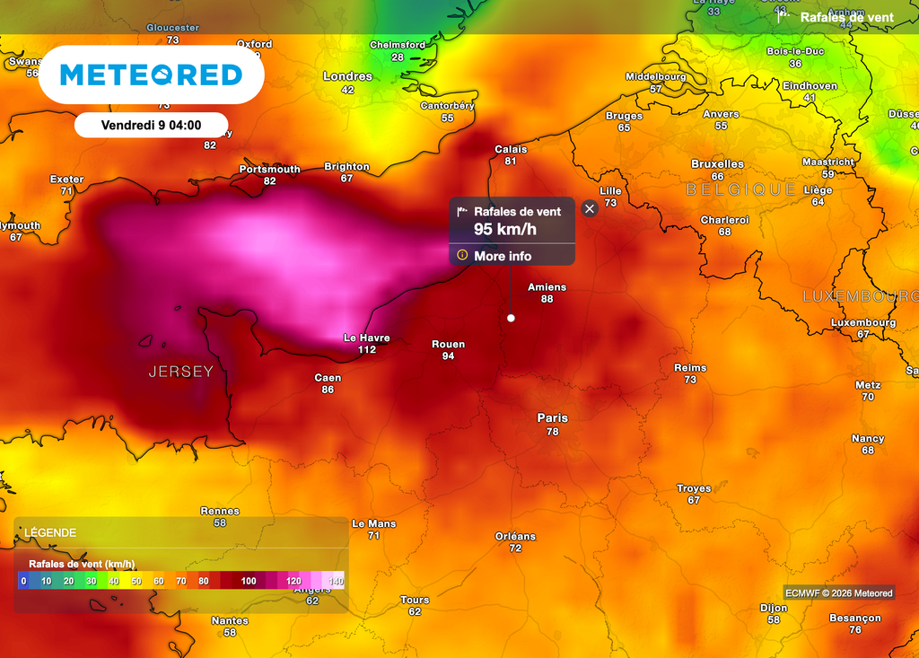 De fortes rafales de vent aussi attendues dans les terres : près de 100 km/h en région parisienne.