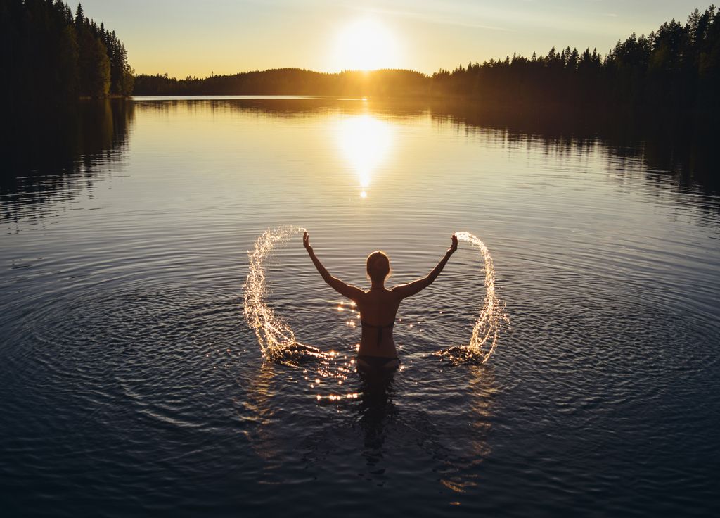 Finlande lac bonheur heureux soleil