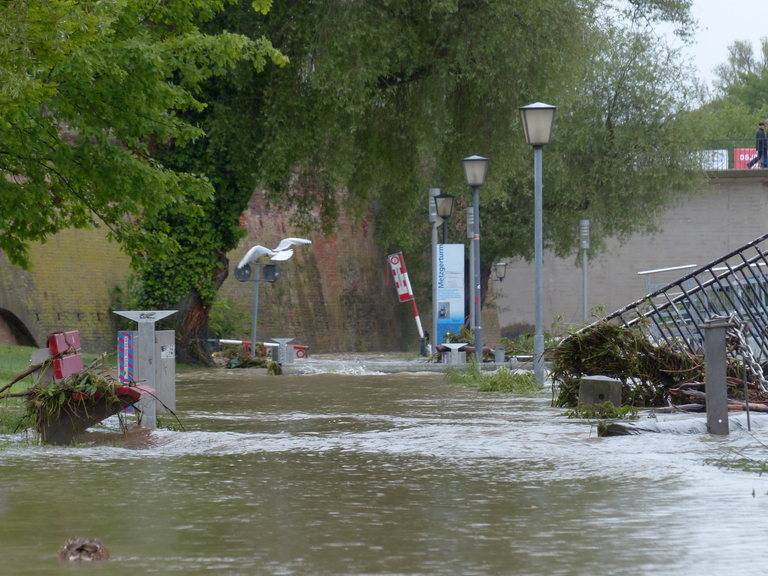 La borrasca Emilia, los procesos mesoescalares y el episodio de lluvias torrenciales en el Mediterráneo