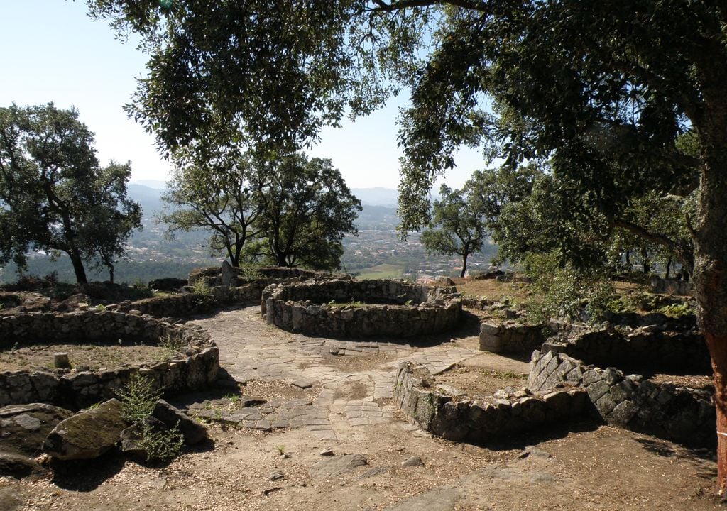 É considerado um dos principais sítios arqueológicos da proto-história em território nacional. Foto: Wikimedia // TarichaRivularis