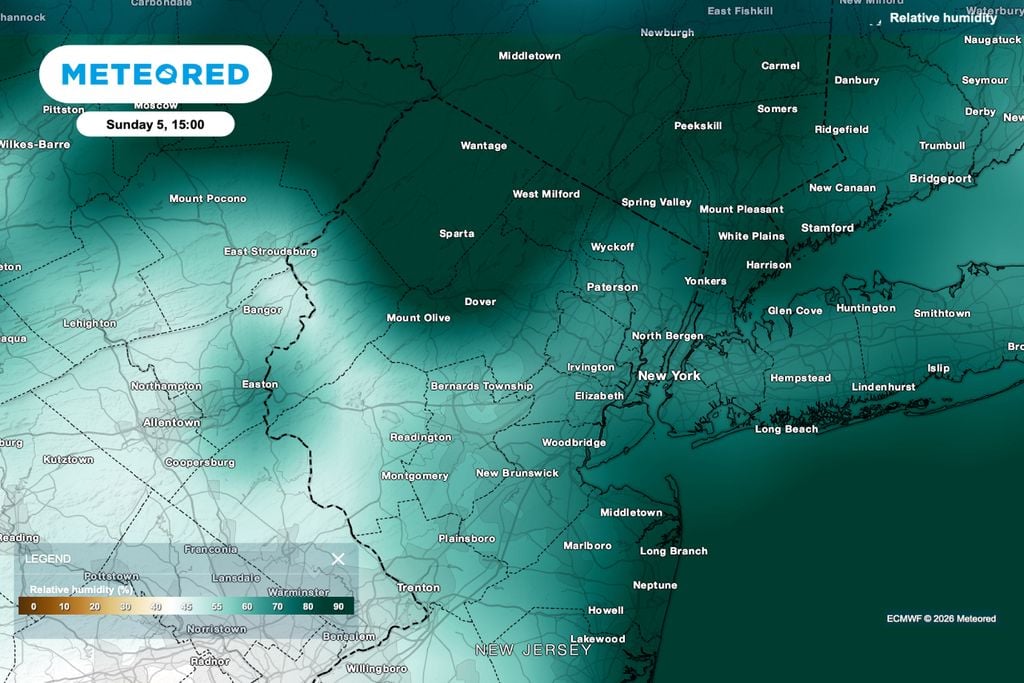umidade, calor, indice A umidade elevada prevista para a tarde de domingo em New Jersey aumenta a sensação de abafamento e favorece pancadas de chuva e temporais no período de chegada dos torcedores ao estádio.