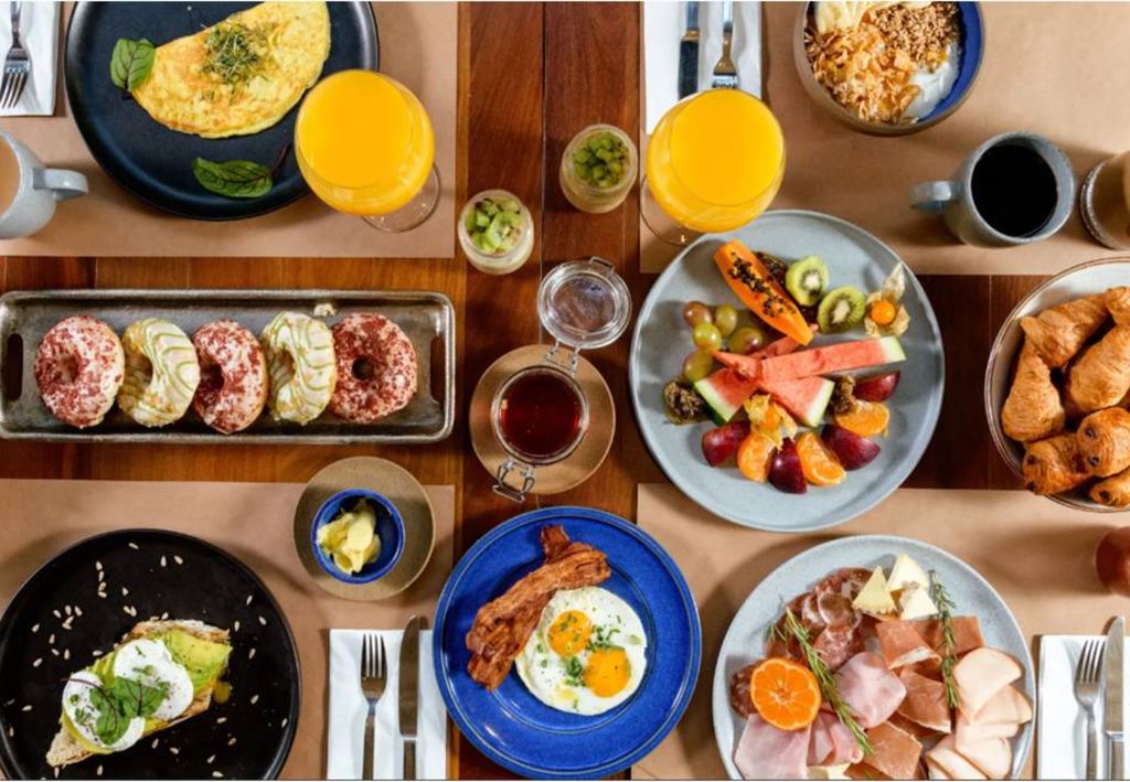 buffet de café do hotel Canopy by Hilton