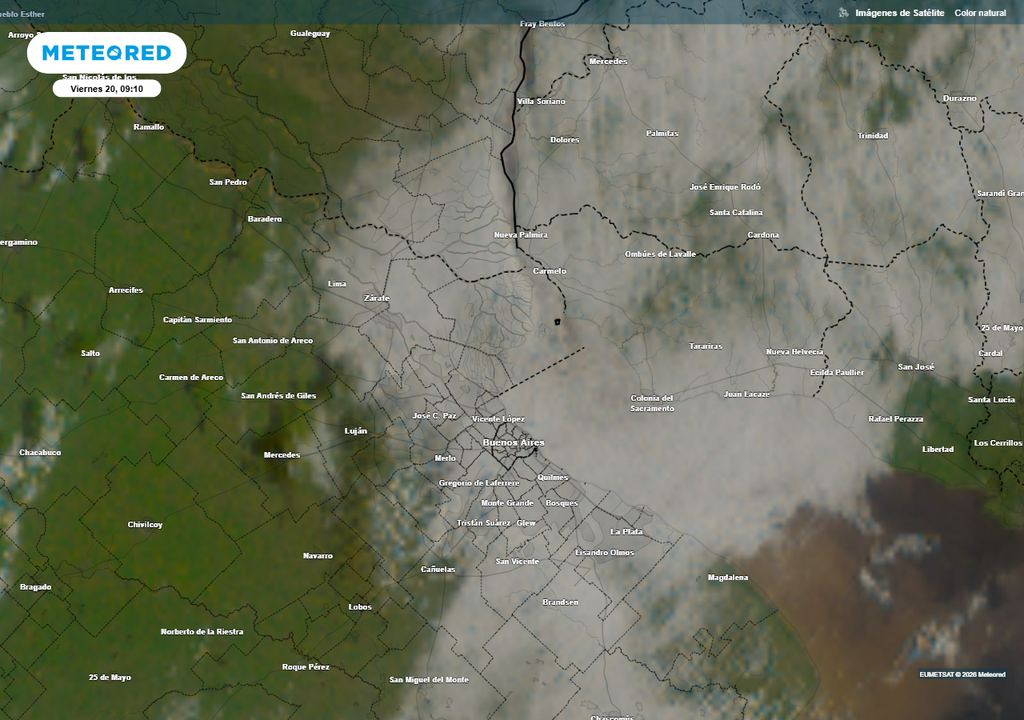 Tiempo Buenos Aires AMBA fin de semana largo lluvias tormentas alerta SMN La mañana del viernes se presentaba muy nublada en el AMBA.