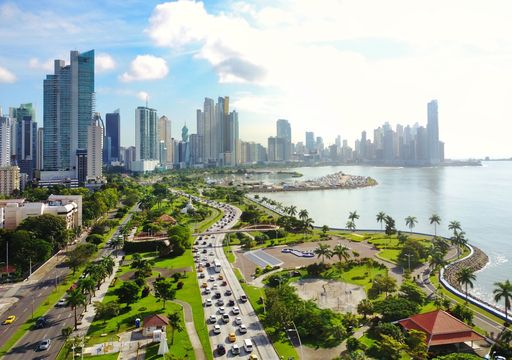 ¿Buscas empezar de cero? Los 5 mejores países para mudarse en 2025