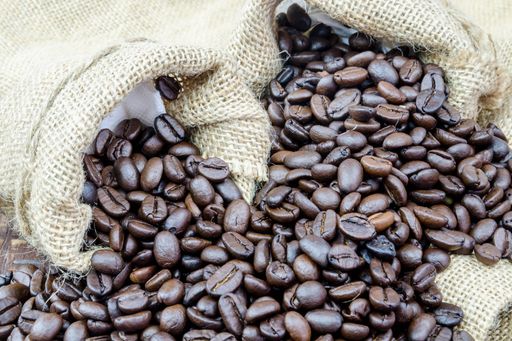 Caf&eacute; em 2026: pre&ccedil;os devem oscilar com clima e safra 26/27; entenda a varia&ccedil;&atilde;o