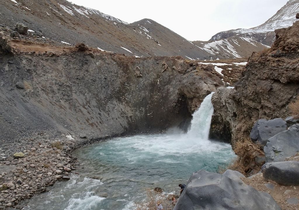 Salto El Yeso, Cajón del Maipo, Chile.