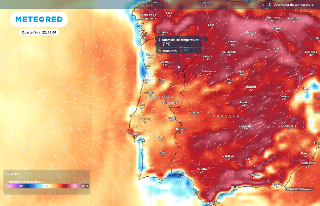 O mapa de anomalia de temperatura à superfície não está relacionado diretamente com a subida das temperaturas, mas revela um país geralmente com temperaturas acima da média na quarta-feira, 22 de julho. Anomalias térmicas positivas entre 2 e 4 ºC, podendo no interior Norte ser de 7 ºC.