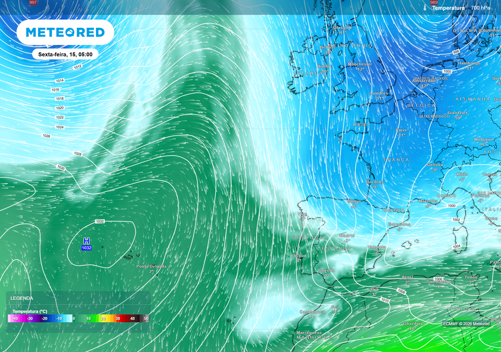 Temperatura a 700 hPa Entre 15 e 17 de maio, o jato polar ondulado continuará a favorecer a entrada de ar mais frio em Portugal, mantendo temperaturas abaixo da média, sobretudo no Norte e no interior.