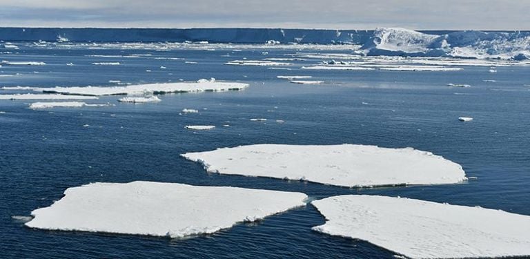Un estudio revela que el calor de las profundidades oce&aacute;nicas se est&aacute; acercando cada vez m&aacute;s a la Ant&aacute;rtida