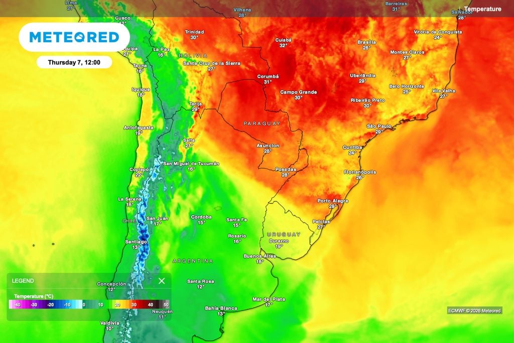 Na quinta-feira ao meio-dia, a previsão indica calor de até 32°C no Centro-Sul, com máximas próximas de 29°C a 30°C entre o Sul e o Sudeste antes da chegada do frio.