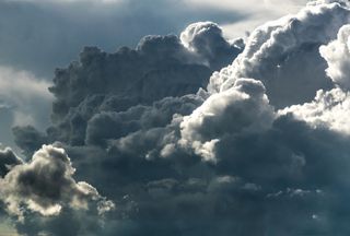 Calor e risco de temporais no Sul, Sudeste e Centro-Oeste