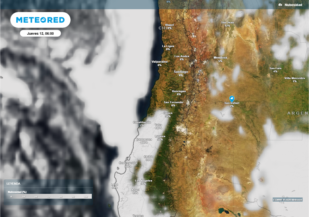 La nubosidad matinal será común en gran parte del sector costero de la zona central, pero se disipará rápidamente con el avance del sol. En el Biobío, en cambio, las nubes tenderán a persistir durante más horas.