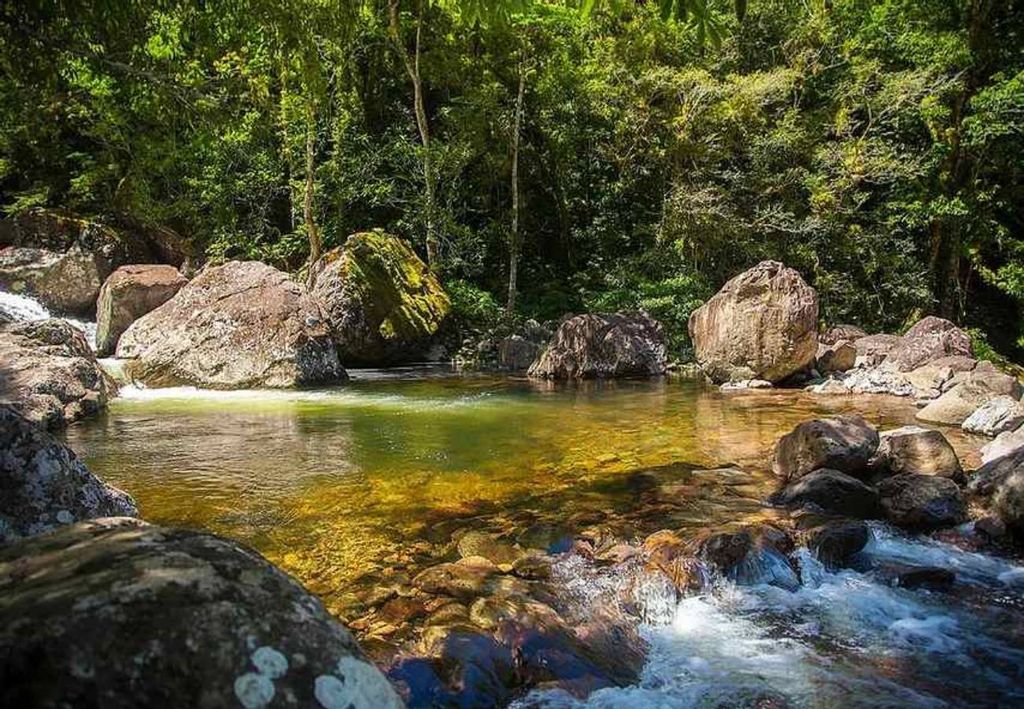 Piscina natural da trilha do Cânion Malacara