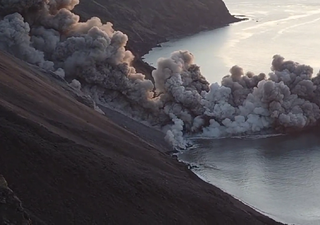 Cambia la morfologia dello Stromboli, si apre un canyon sulla Sciara: video