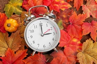 Cambio de hora en España 2025: ¿cuándo hay que atrasar el reloj en otoño?