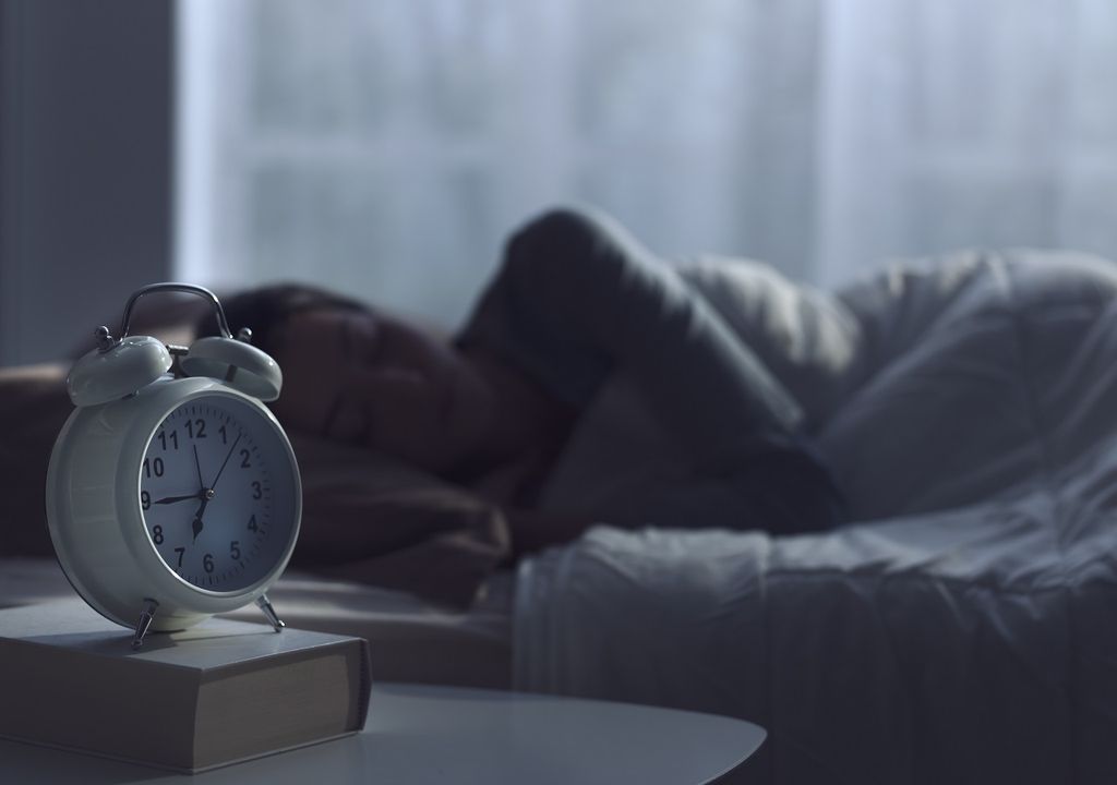 Mujer durmiendo Mujer durmiendo