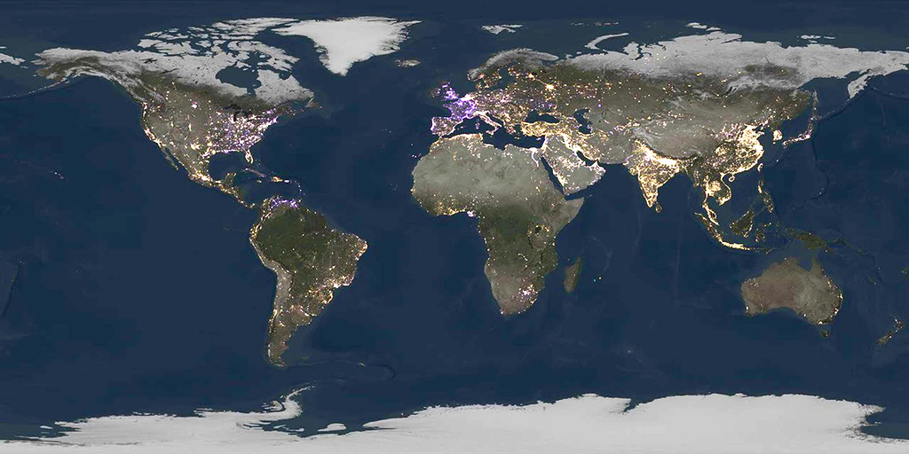 Los científicos analizaron 1,6 millones de imágenes satelitales recopiladas cada noche durante nueve años para obtener una nueva perspectiva de la Tierra. Sus hallazgos revelan un mundo en constante transformación. Imagen de datos de Michala Garrison/ NASA