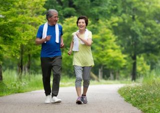 Caminhada japonesa: o que é esta nova tendência fitness e seus benefícios