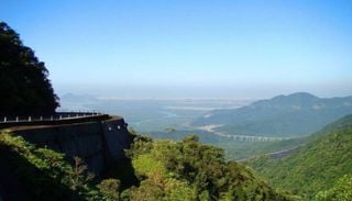 Caminhos do Mar: parque a 1 hora da capital paulista tem trilhas cercadas por Mata Atl&acirc;ntica preservada