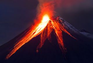 Uma erupção vulcânica pode aumentar a humidade estratosférica como o Hunga de 2022?